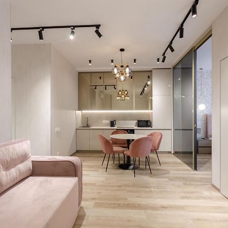 Petrovdom Ж38 In Luxury Apartments At 68 Zhylyanska Street,38 Perlyna Kiev Esterno foto