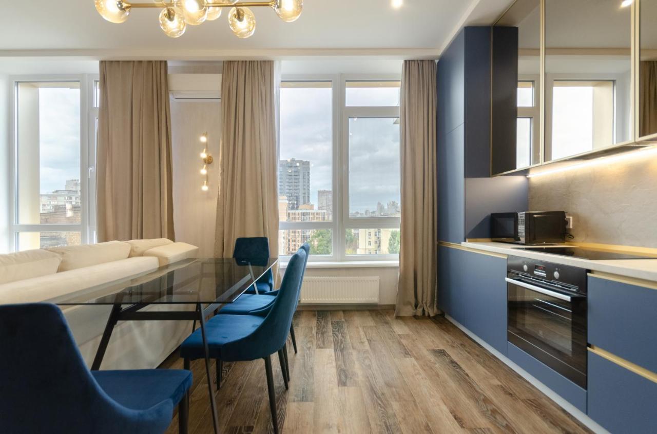 Petrovdom Ж38 In Luxury Apartments At 68 Zhylyanska Street,38 Perlyna Kiev Esterno foto
