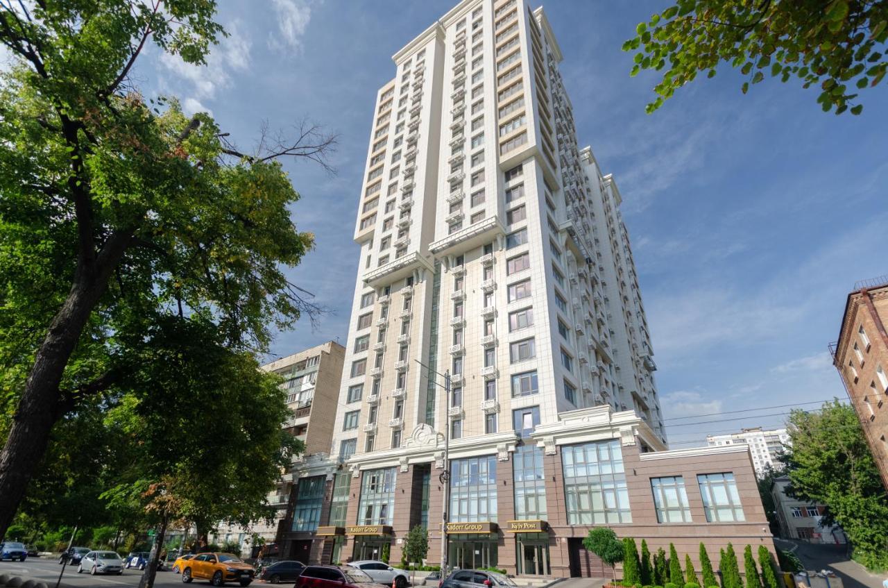 Petrovdom Ж38 In Luxury Apartments At 68 Zhylyanska Street,38 Perlyna Kiev Esterno foto