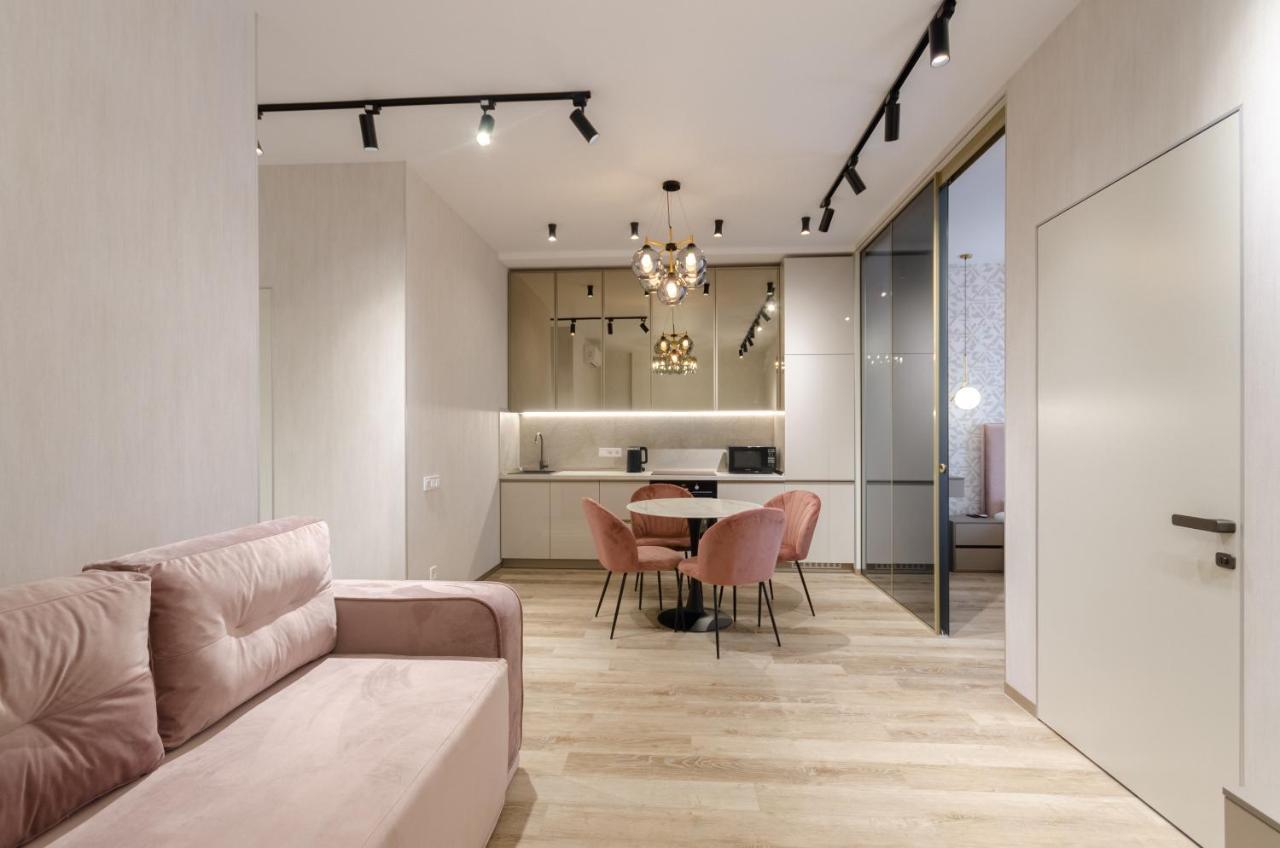 Petrovdom Ж38 In Luxury Apartments At 68 Zhylyanska Street,38 Perlyna Kiev Esterno foto