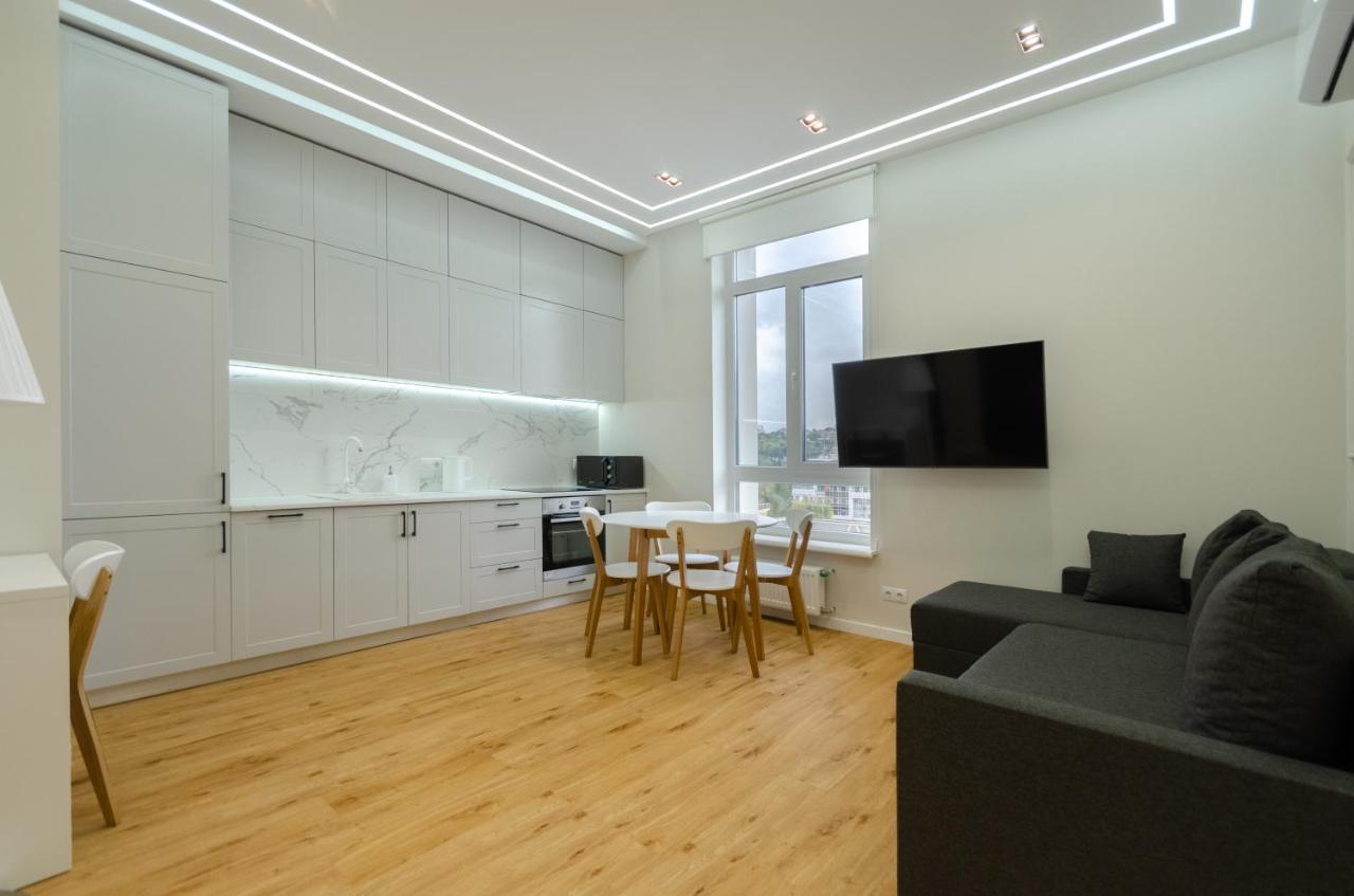 Petrovdom Ж38 In Luxury Apartments At 68 Zhylyanska Street,38 Perlyna Kiev Esterno foto
