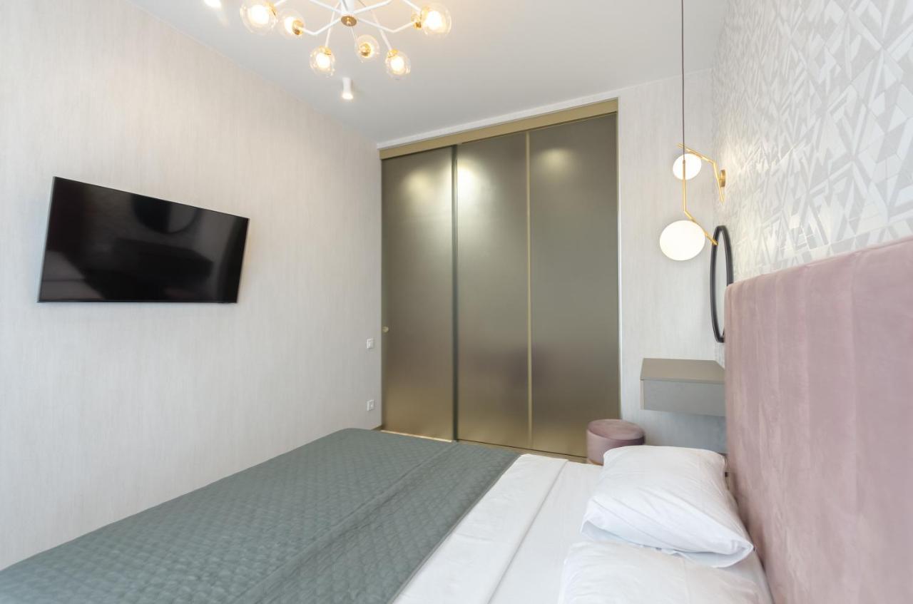 Petrovdom Ж38 In Luxury Apartments At 68 Zhylyanska Street,38 Perlyna Kiev Esterno foto