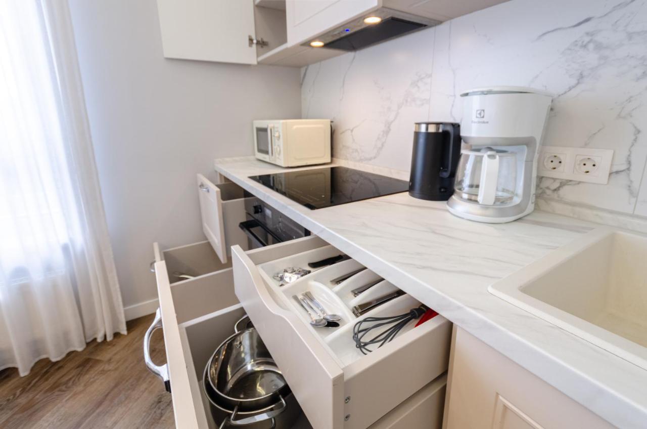 Petrovdom Ж38 In Luxury Apartments At 68 Zhylyanska Street,38 Perlyna Kiev Esterno foto